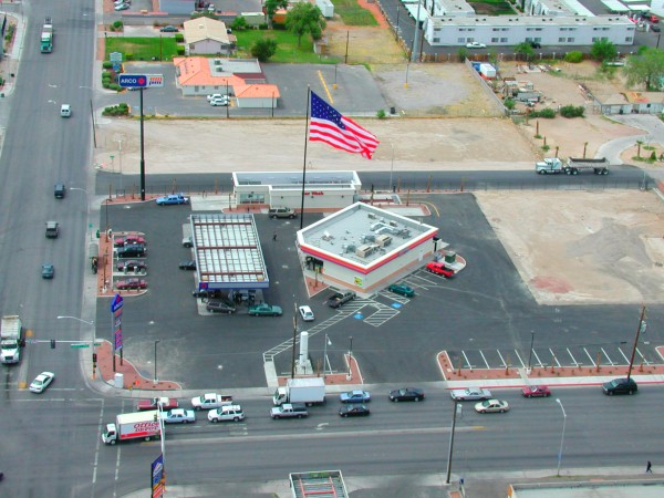 Bonanza Arco Station